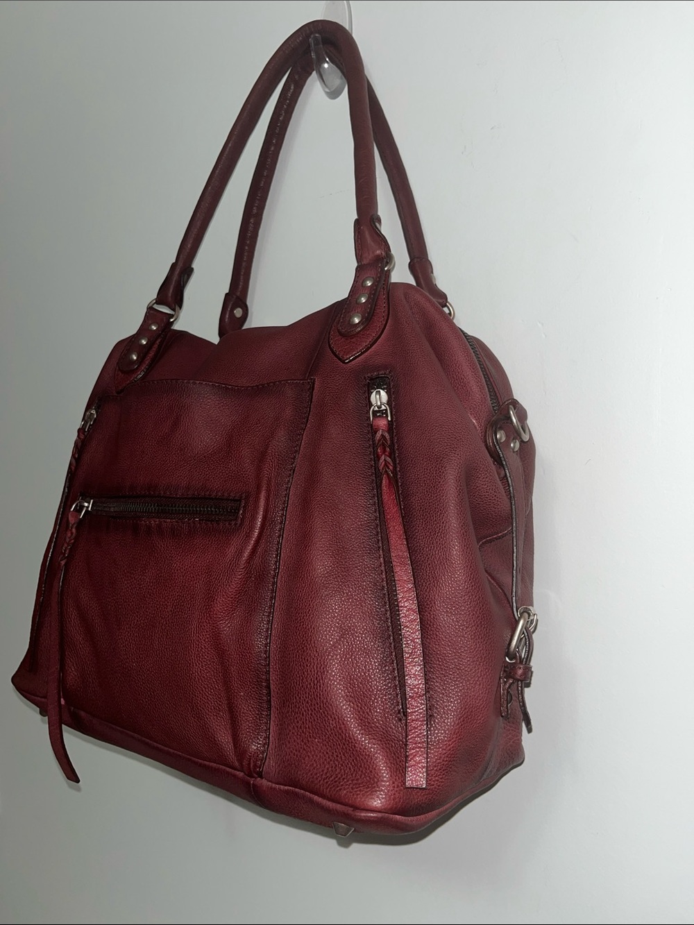 1219. FREE PEOPLE Emerson leather bag in Red Rock/Wine NWT (with discoloration) - Picture 7 of 8